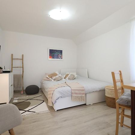 Apartment Mir PUY Exterior foto